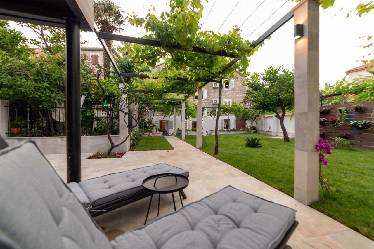 Apartments Trifunovic Old Town Budva Eksteriør billede