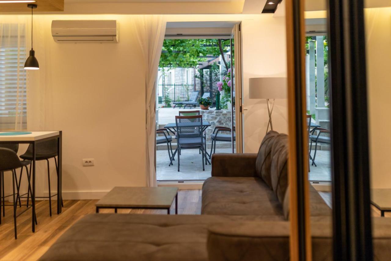 Apartments Trifunovic Old Town Budva Eksteriør billede